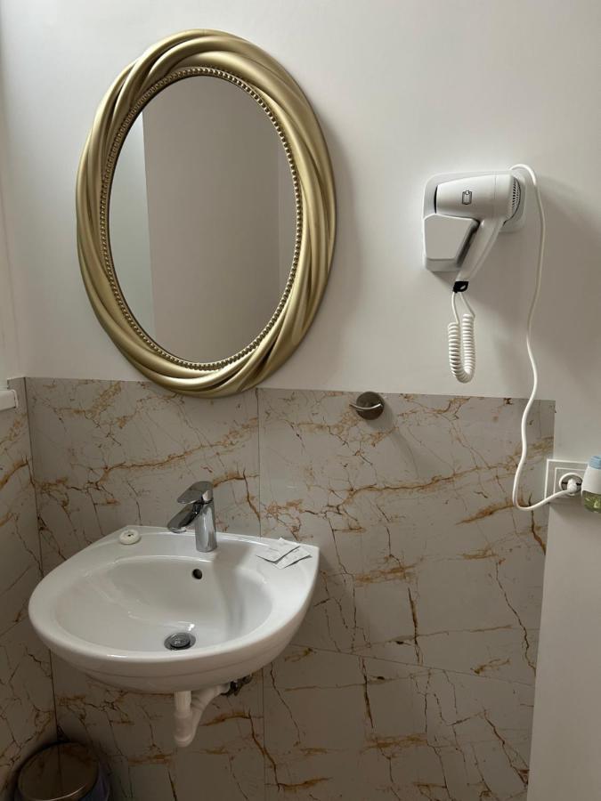 White House Hotell Alexandria Eksteriør bilde